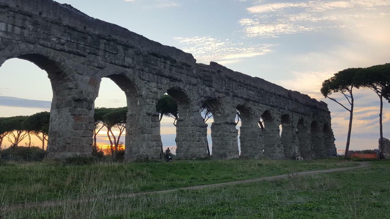 Casa Paestum. Your Wonderful Garden In Rome Exterior photo